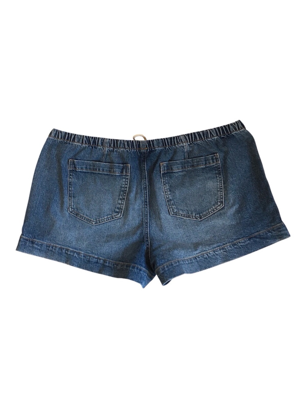 Celebrity Pink Tie Waist Soft Denim Pull On Shorts, Women's XXL, NWT - Picture 2 of 10
